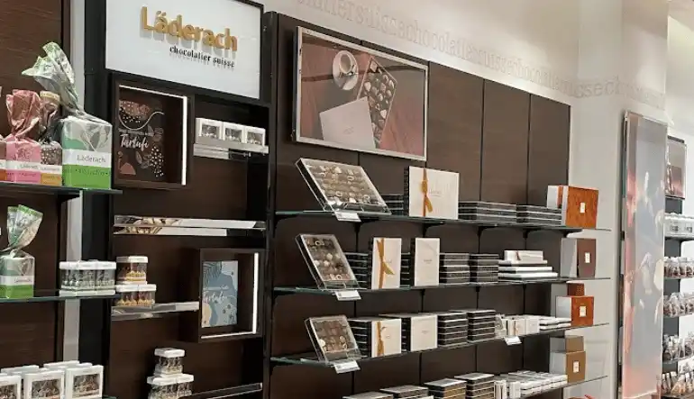 أنواع الشوكولاتة في لاديراخ الرياض بارك