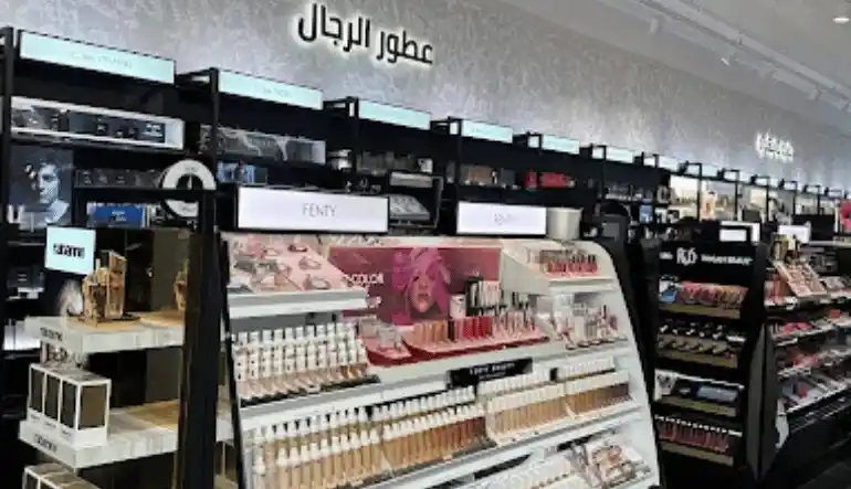 مميزات الشراء من متجر سيفورا الراشد مول ابها