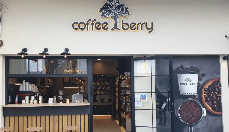 كافيه بيري الفيصلية مول في جدة