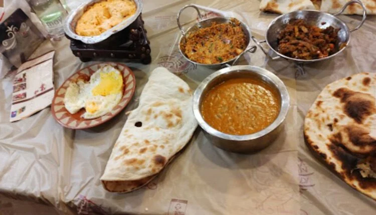 مطاعم الخبر مول
