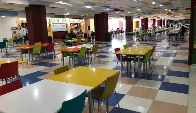 مطاعم الحديقة مول الحائل