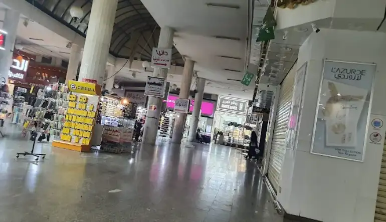 عنوان أسواق المجد الرياض