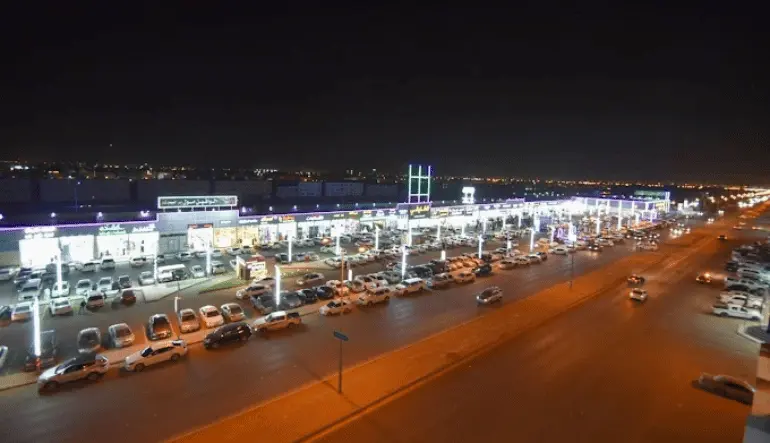 عنوان الوافين مول الرياض