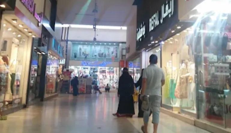 عنوان مجمع الشرق التجاري جدة