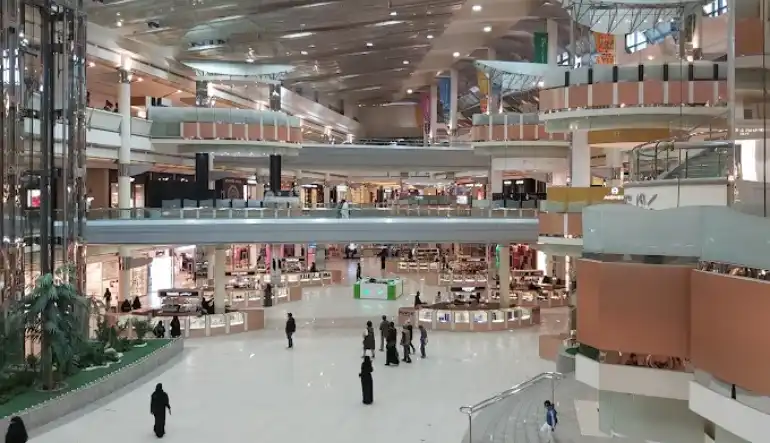 محلات المملكة مول