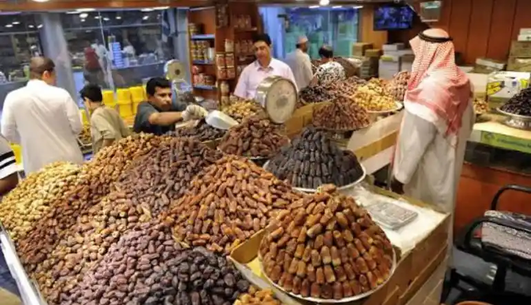 محلات التمور في سوق التمور